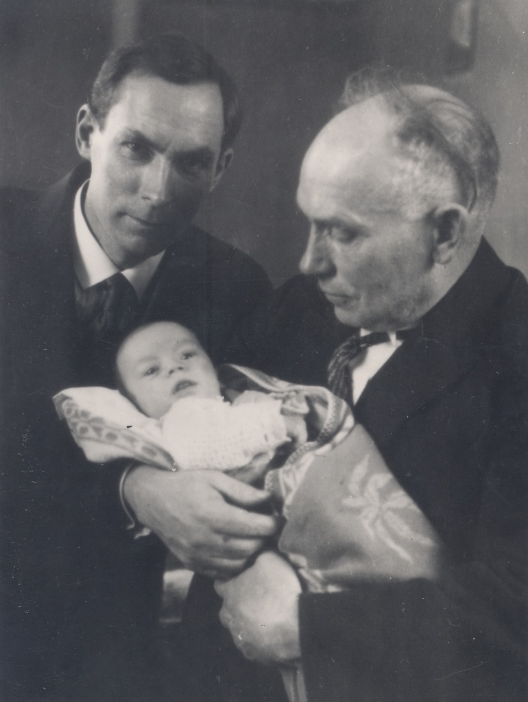 Jakob Mändmets and his deputy prof. t. Lippmaa