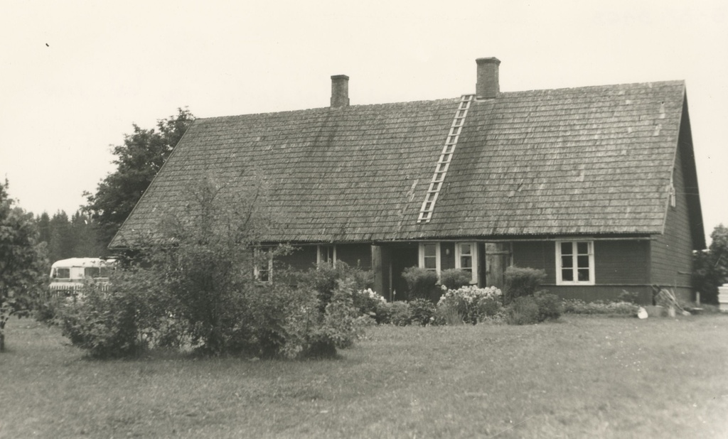 Mart Raua Youth House - Kääriku farm Heimtalis grows. 1966.