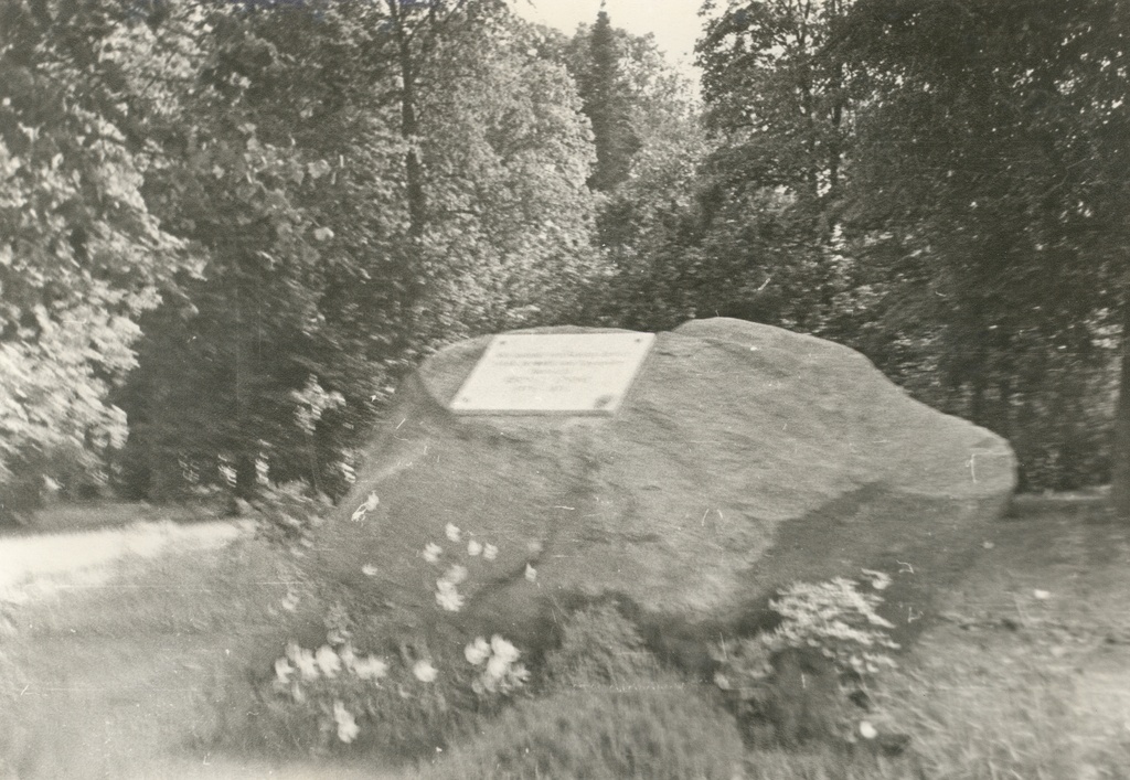 Memorial stone at Ernst Enno's birthplace