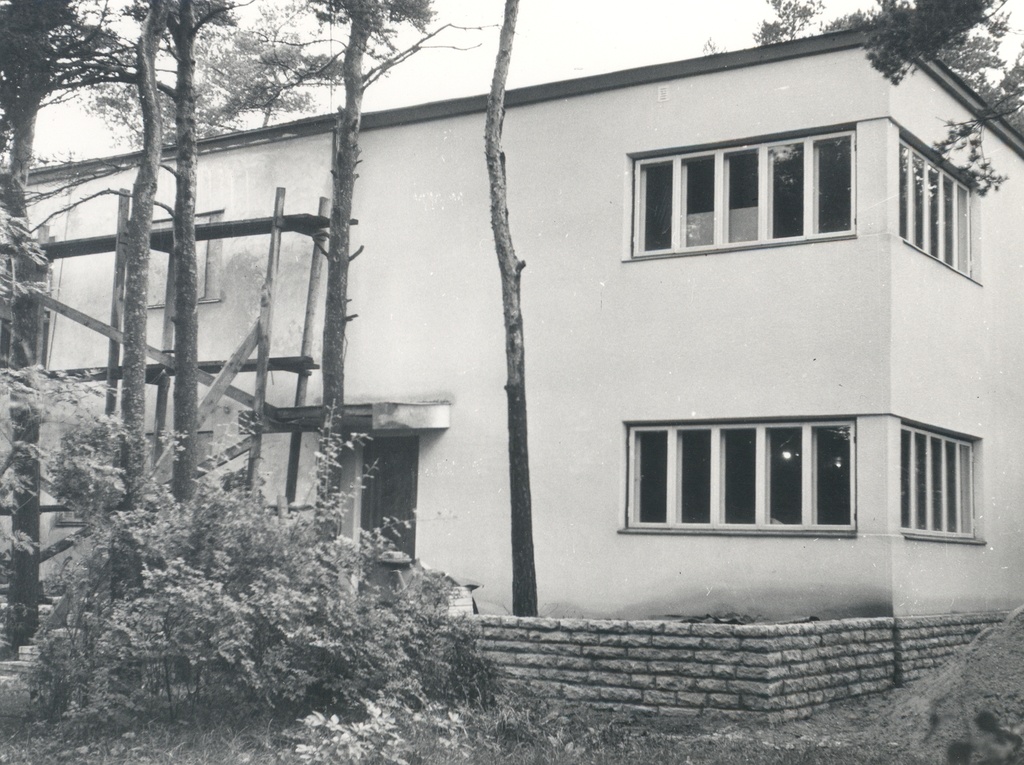 F. Tuglase House Museum in Tallinn Väikese Illimari 12. Outdoor view. 1974. a.