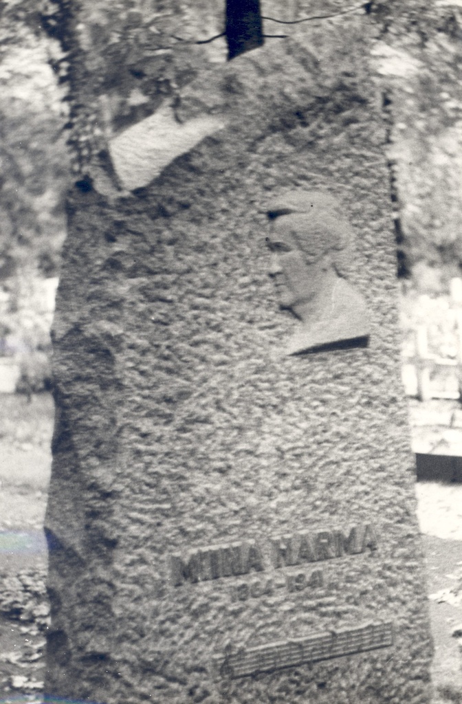 Härma, Miina (1864 \x96 1941) in the graveyard Radio (end. Maarja) in the cemetery.