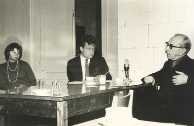 Reet Krusten, Ülo Tonts and Mart Raud Tartu Kirjalistemaja 27.03.1972. a  similar photo