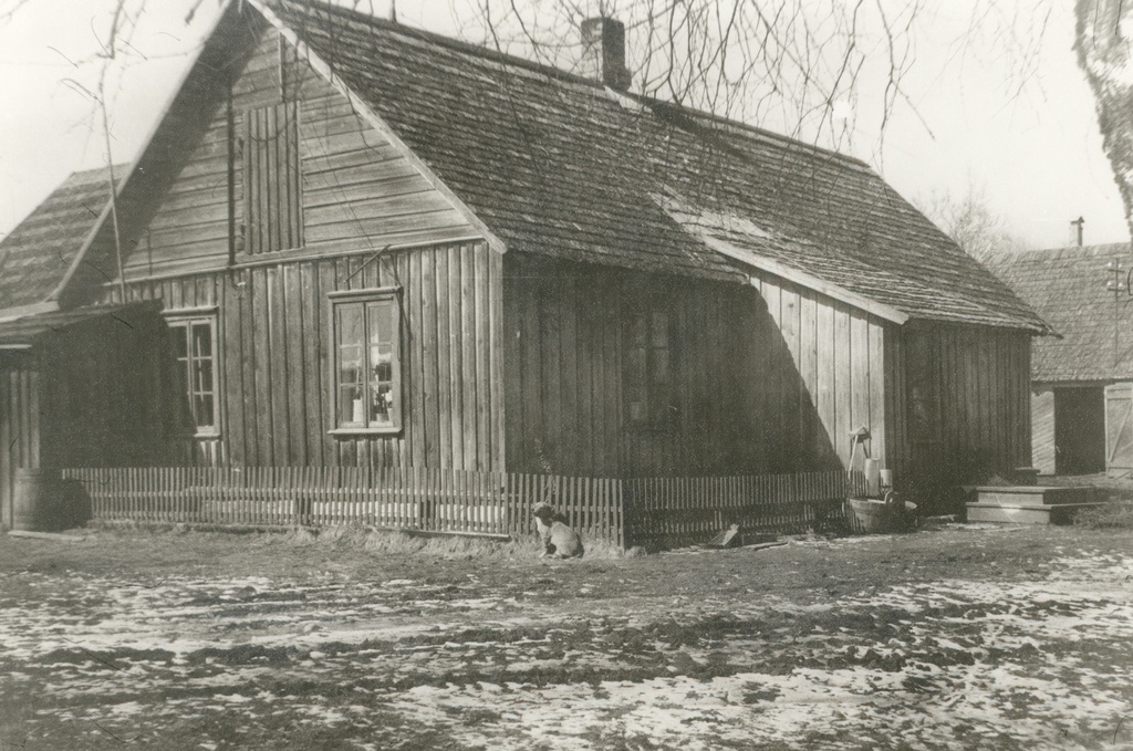 Tuglaste residence in the summer and autumn of 1944 - New Saareküla itself. Evert Farm