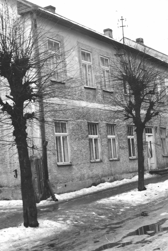 Marie Under's residence in Tartu, Tolstoi tn. 11 between December 1924 and June 1925