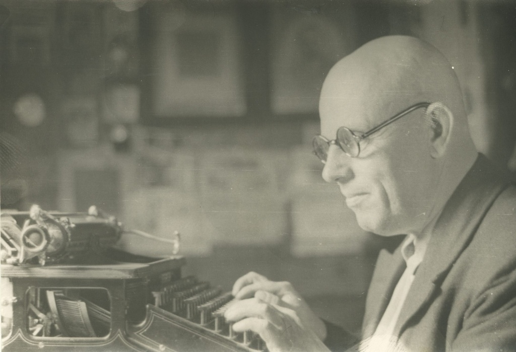 Hendrik Adamson 1944
