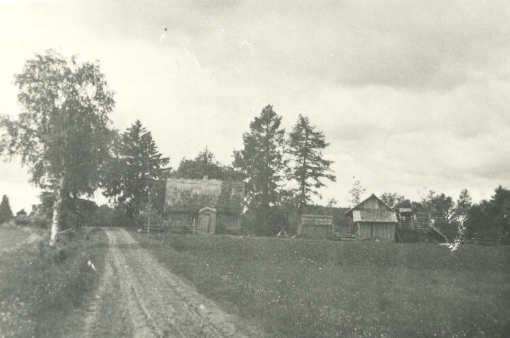 H. Adamson's residence "Home" in Viljandimaa Kärstna municipality in 1944