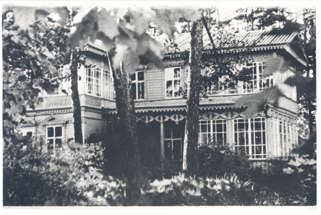 [Vilde, Eduard], summer place in Narva-Jõesuusu Abramson's house in 1920s