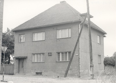 Johannes Voldemar Veski House in Tartu Vabriku Street (resided here in 1920-1944 and 1951-1968)  similar photo