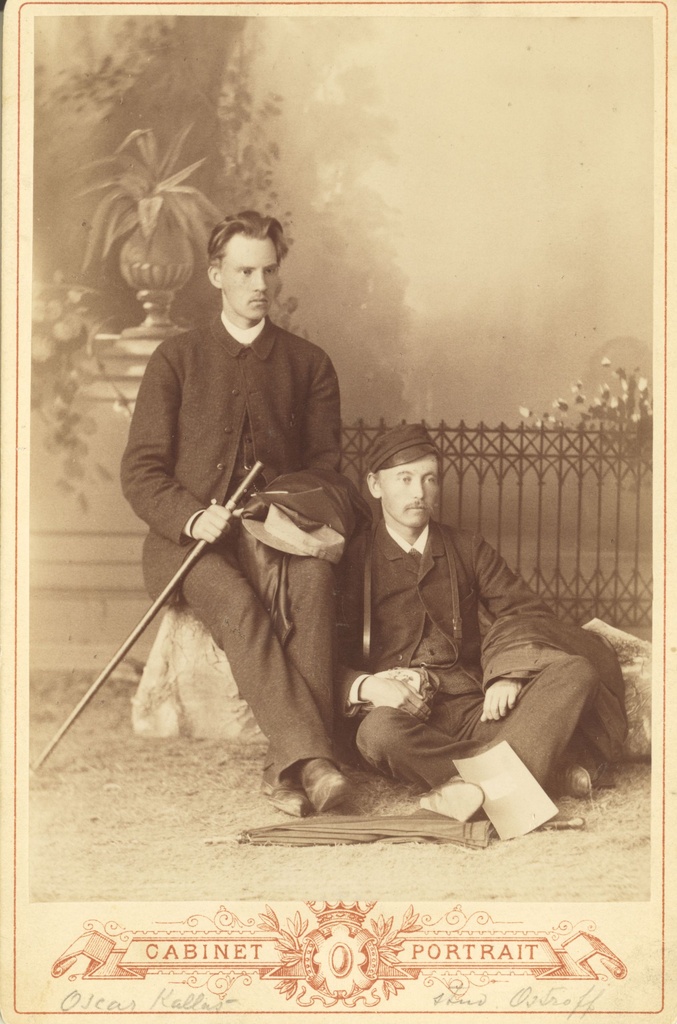 Oskar Kallas and a student. Ostroff