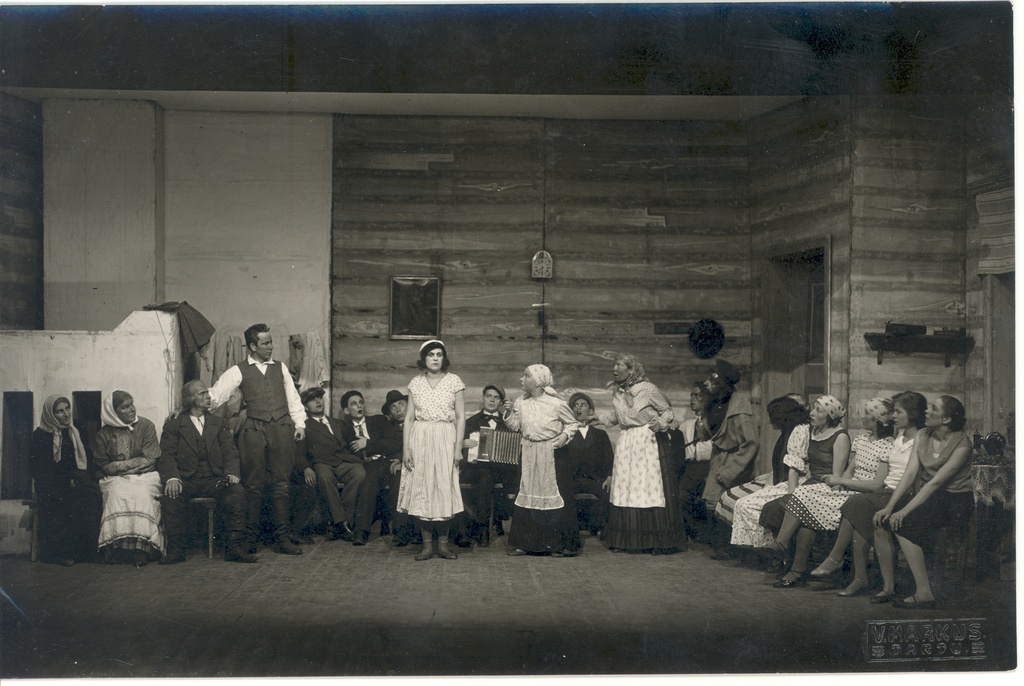 A. Taari "Mother Earth" "Vanemuises" 10. I 1931