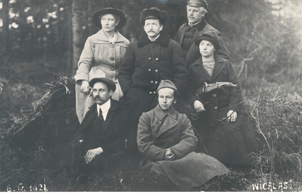 Vigala-Peru primary school teachers, in the middle of the winter coat Ernst Enno 6. VI 1921. a.