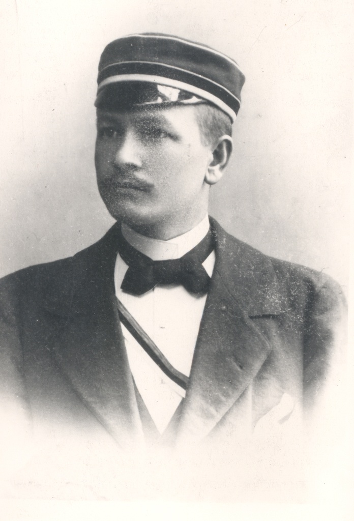 Ernst Enno as a student. Orig. : A-31-35