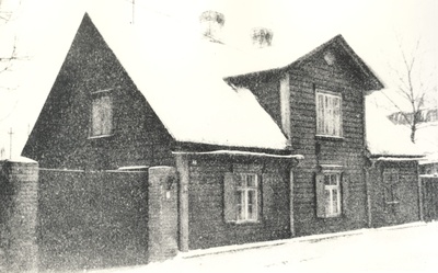 Marie Under's birthplace in Tallinn Koidu tn 46  duplicate photo