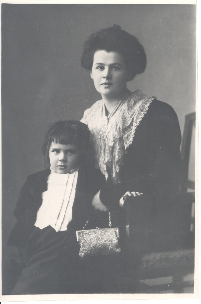 Aino Kallas son Suleviga