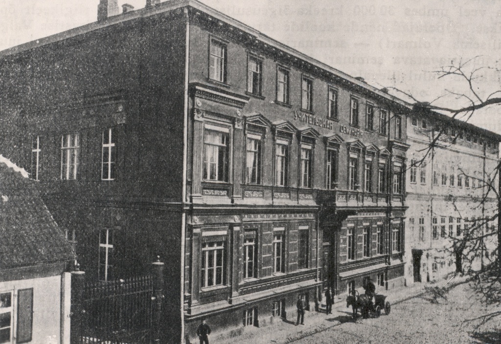 Tartu. The main building of the teachers' seminar on Laial tän. Orig. : Tartu Teachers Seminar 1828-1928, pp. 70