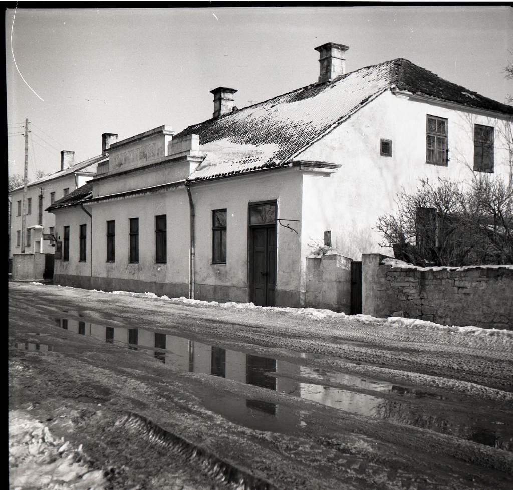 Vulkanisation workshop on Tallinn Street