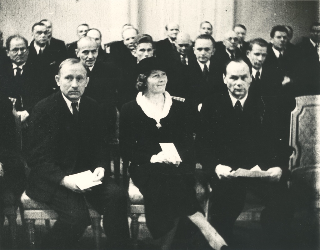 Awarding the Estonian Library Foundation Literature Awards in Tallinn Dec. 20th. 1936. a. View Acts Hall