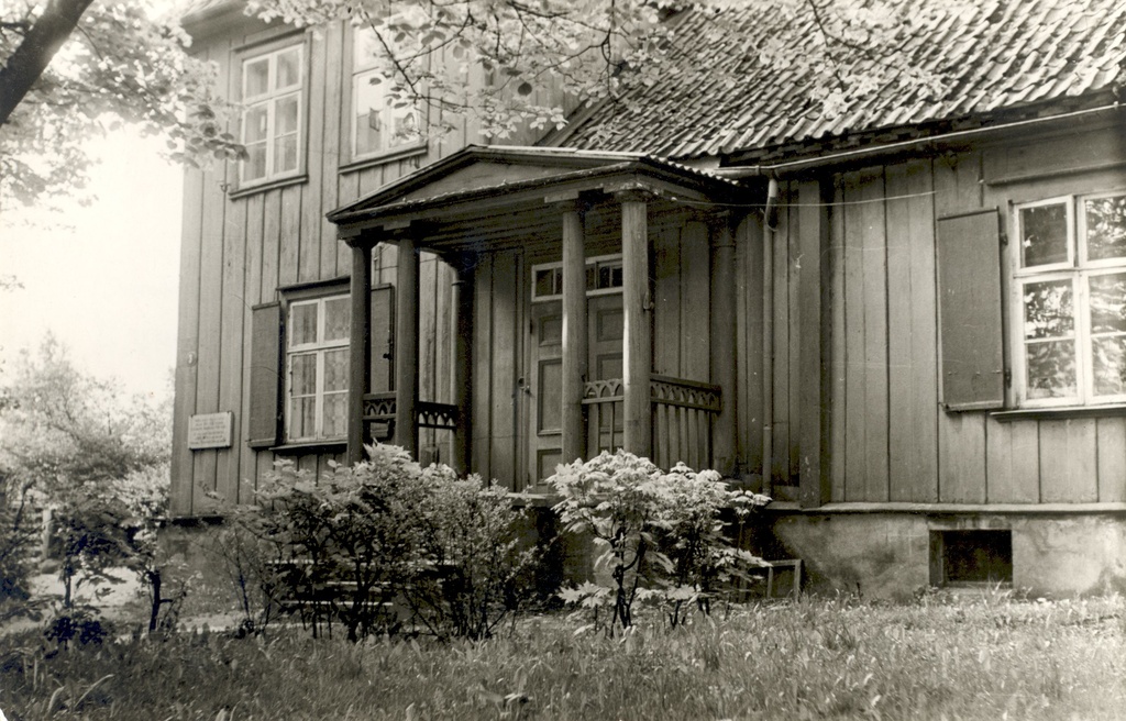 FR. Kuhlbars residence in Viljandi in the years 1862-1924