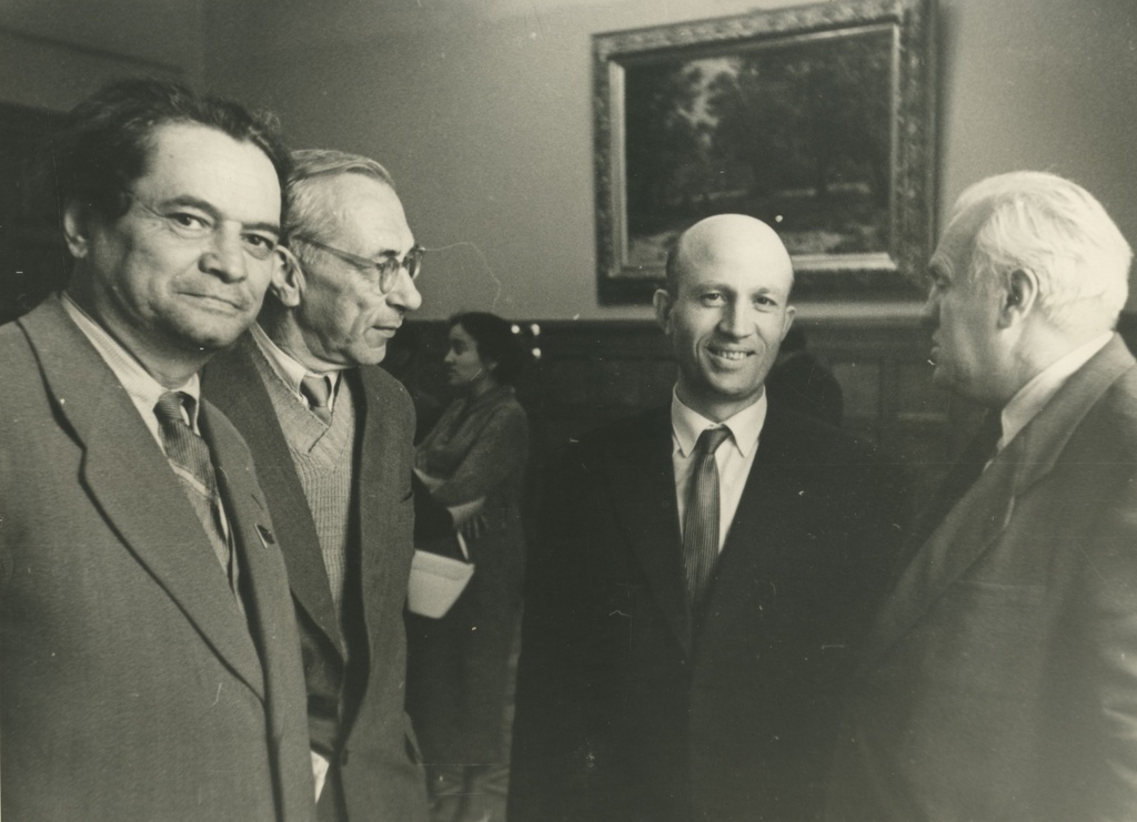 III Congress of Writers in Moscow 1959 VAS. : 1) m. Aibek, 2) Mart iron, 3) Abachidze, 4) Nikolai Tihhonov