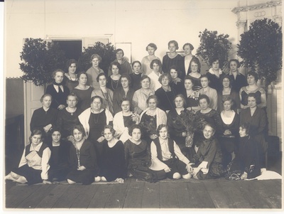 Wound, Anna 70th birthday in Tartu Women's Society in 1934.  duplicate photo