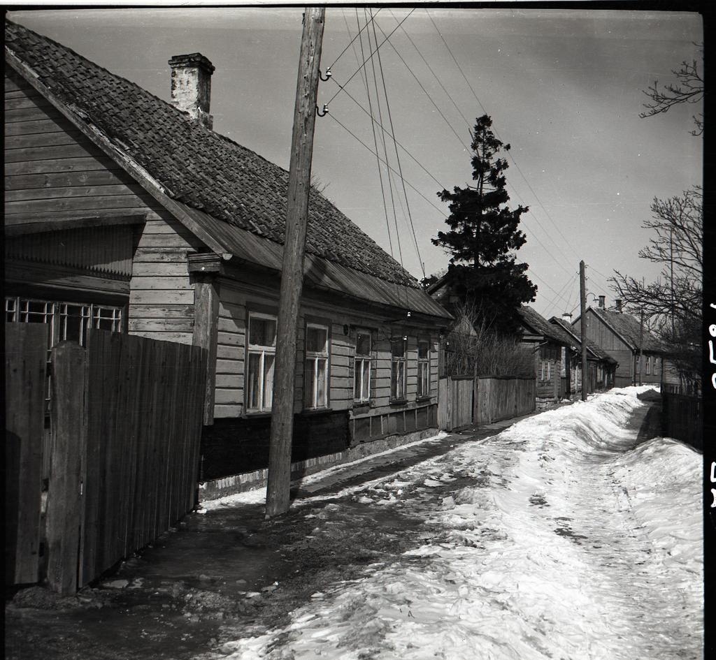 View along the street of Suur-Põllu, on the front of the left house no. 28