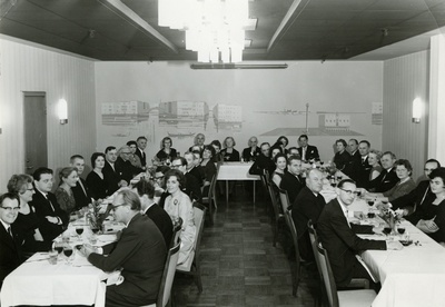 Finnish writers in Stockholm on 24 February 1963, Vas. Behind Karl Ristikivi, in the middle of Marie Under, Artur Adson  similar photo