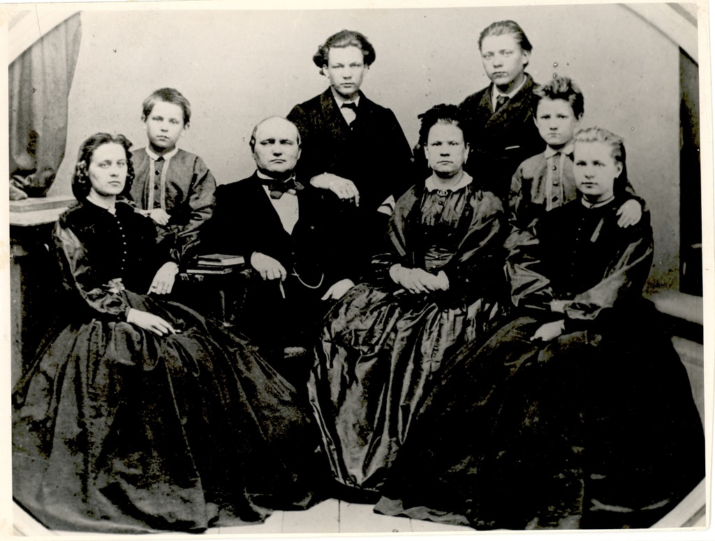 Family picture of J. V. Jannsen