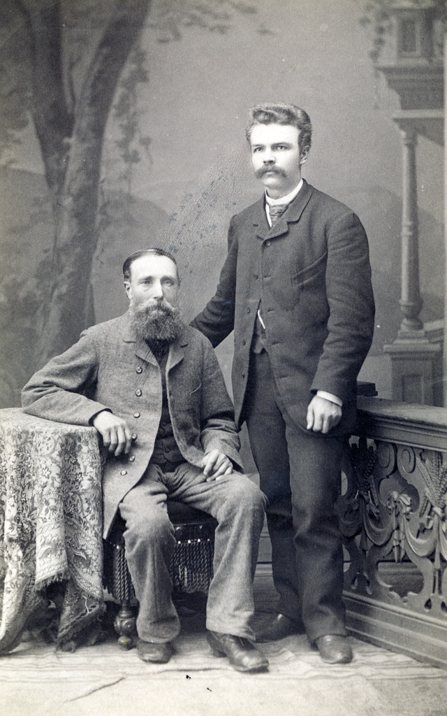 K. E.E.Sööt together with crucifix Karl Fischer in 1898