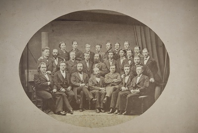 EC 1879  duplicate photo