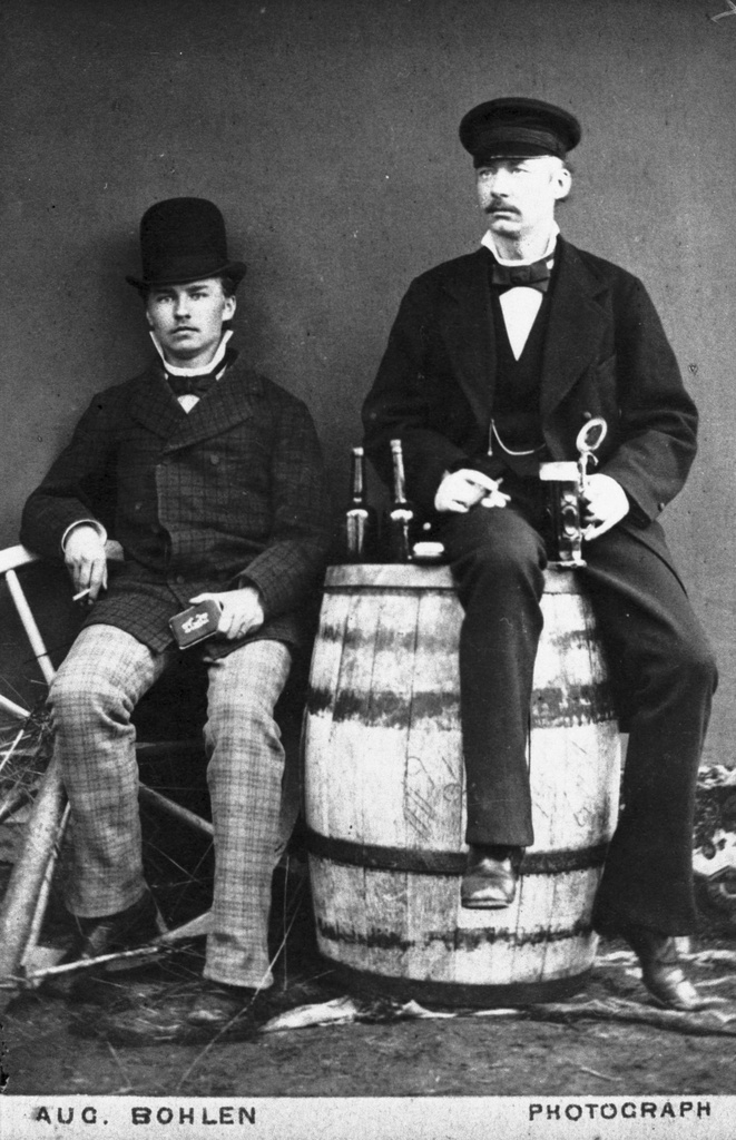 Kitzberg, a. (left) During the Pöögle-Poll era
