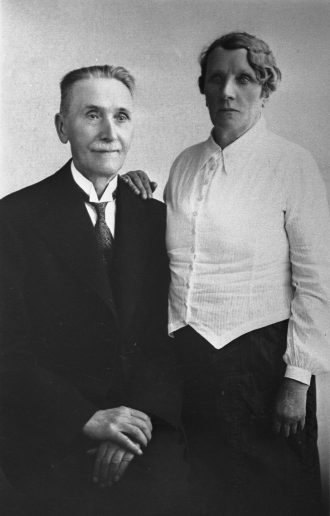 Peeter and Anna Grünfeldt 1935 Nõmmel
