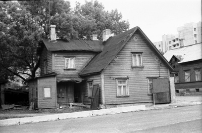 Marie Under's birthplace  similar photo