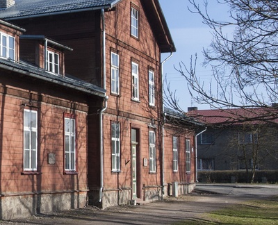 pappalusel foto Viljandi, Uueveski tee 3, Karl Vilhelmson'i erakool, u 1905 rephoto