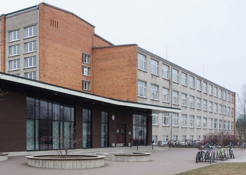värviline fotopostkaart, Viljandi 5. keskkool, u 1968, foto E. Veliste (VM 9508) rephoto