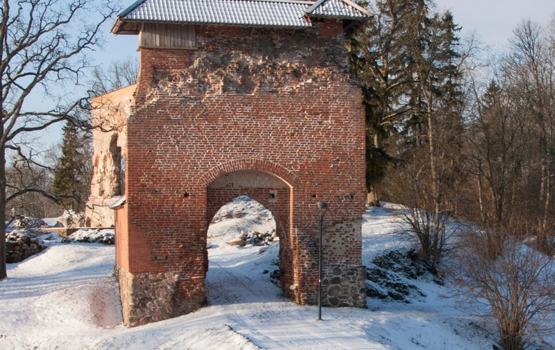 foto albumis, Viljandi, lossimäed, väravaosa, talv, u 1930, foto J. Riet rephoto