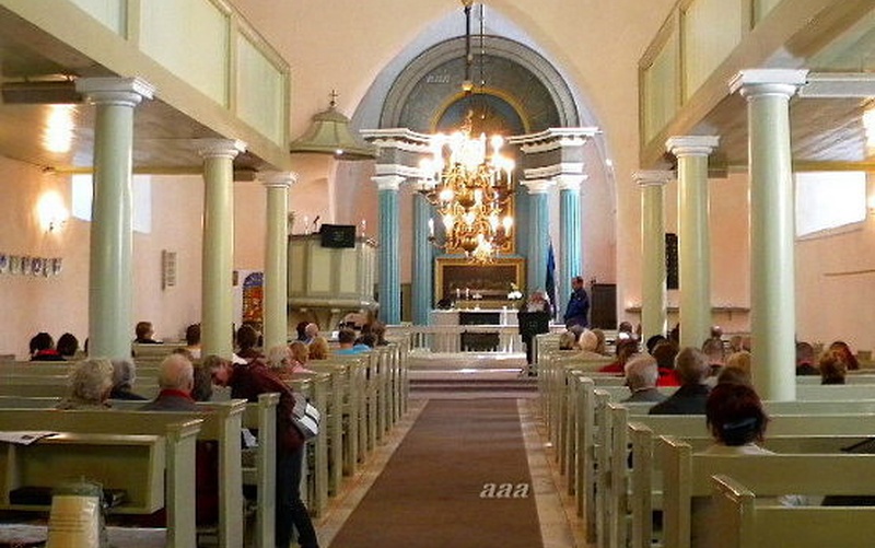 Foto. Lääne-Nigula Püha Nikolause kirik. Sisevaade. Foto: J. Grühthal. rephoto