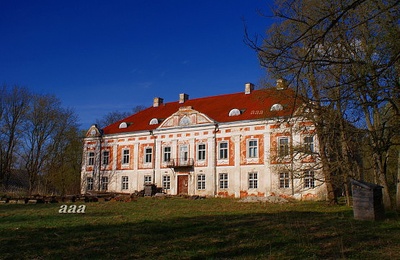 Former main building of the manor of Liigavalla, where f. R. Faehlmann and J. J. Nocks attended home school rephoto