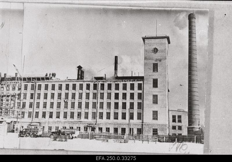 View extended to Tootsi briquette factory.