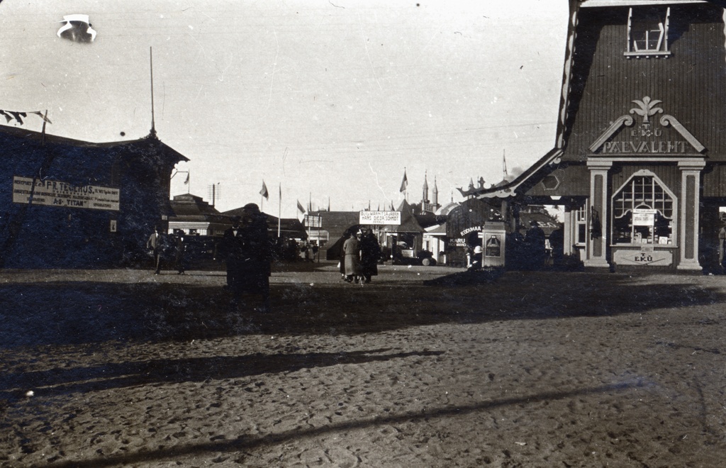 Estonian Industry and Trade Exhibition in 1922. Oil and frost factory Hans Diedr. Schmidt Pärnu - Fr. Teglhus - a-s Titan - Bear clothing paints - TEKÜ Päevaleht arh. Karl Burman