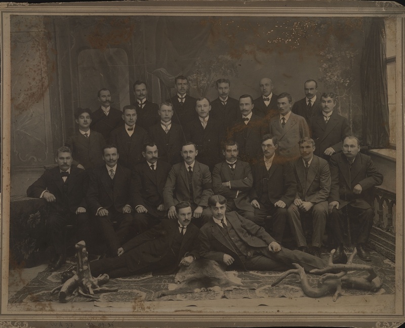 Erariietes meesterahvad