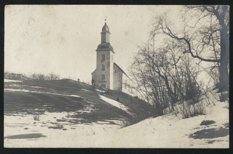 Postcard, Karksi-Nuia, general view of the church of Karksi valley