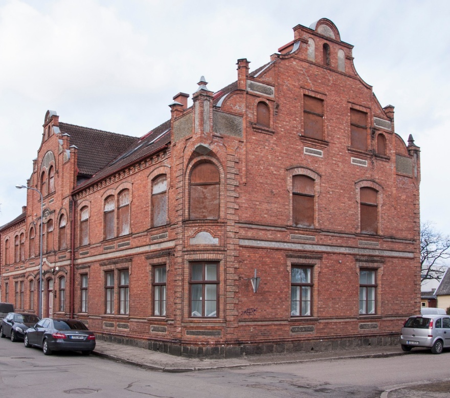 Elamu Viljandis, vaade nurgalt rephoto
