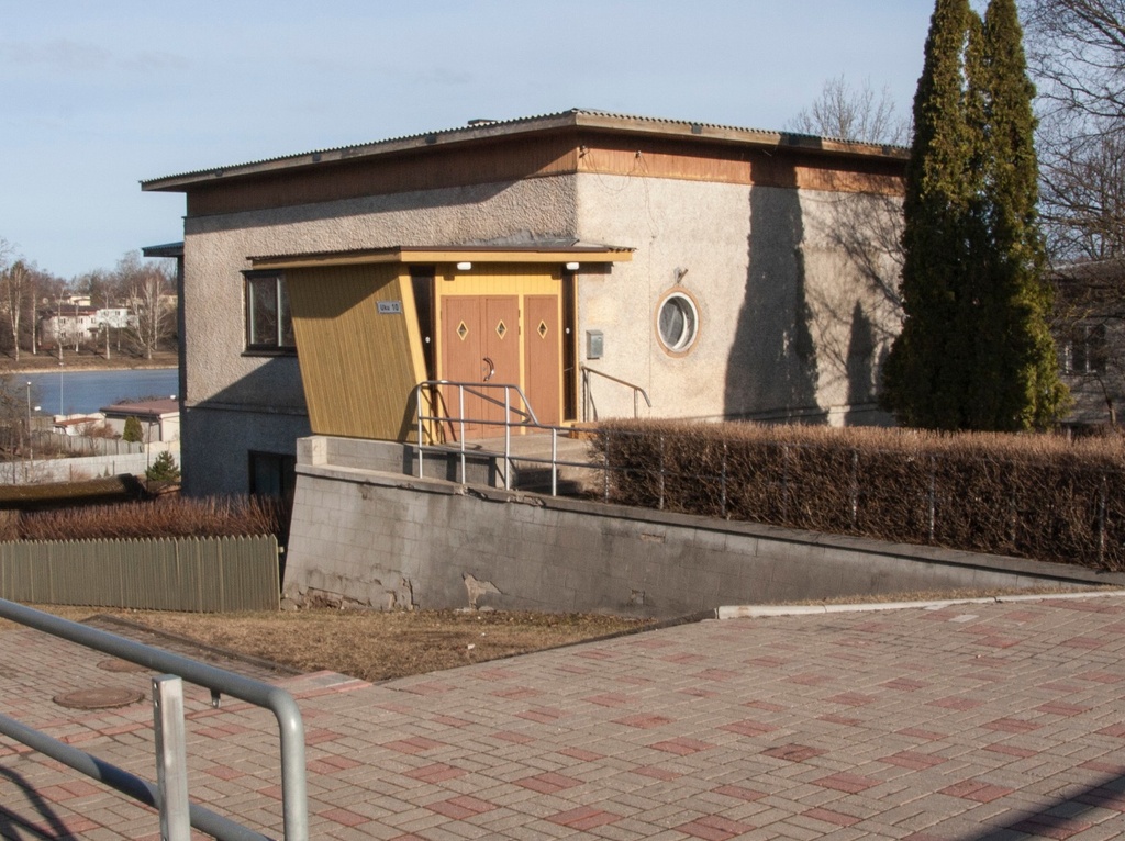 foto, Viljandi, lastekabinet (lastenõuandla), Uku tn 10, u 1959, baptisti kogudus ehitas 1959, võeti ära, 1997 tagastati rephoto