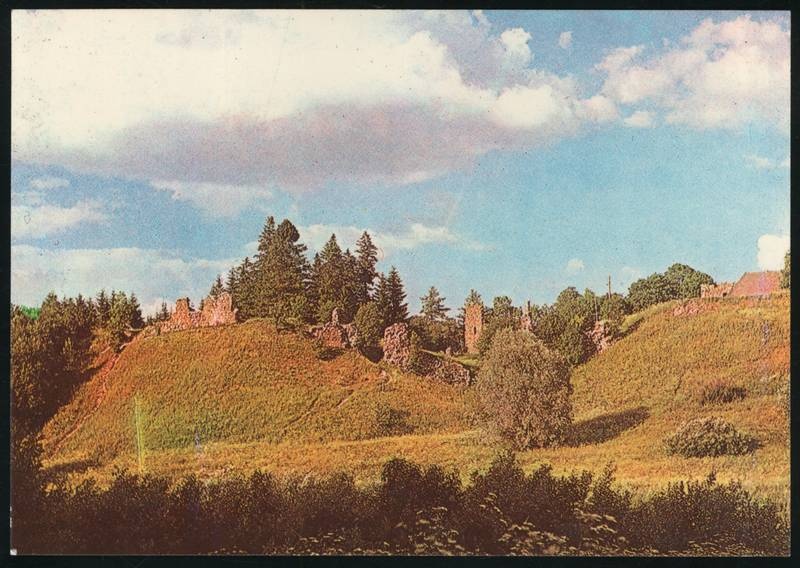 Postcard, Karksi-Nuia, Karksi castle shelves