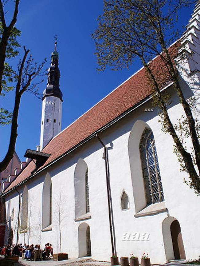 Tallinn, Pühavaimu kirik 14. sajandist. rephoto
