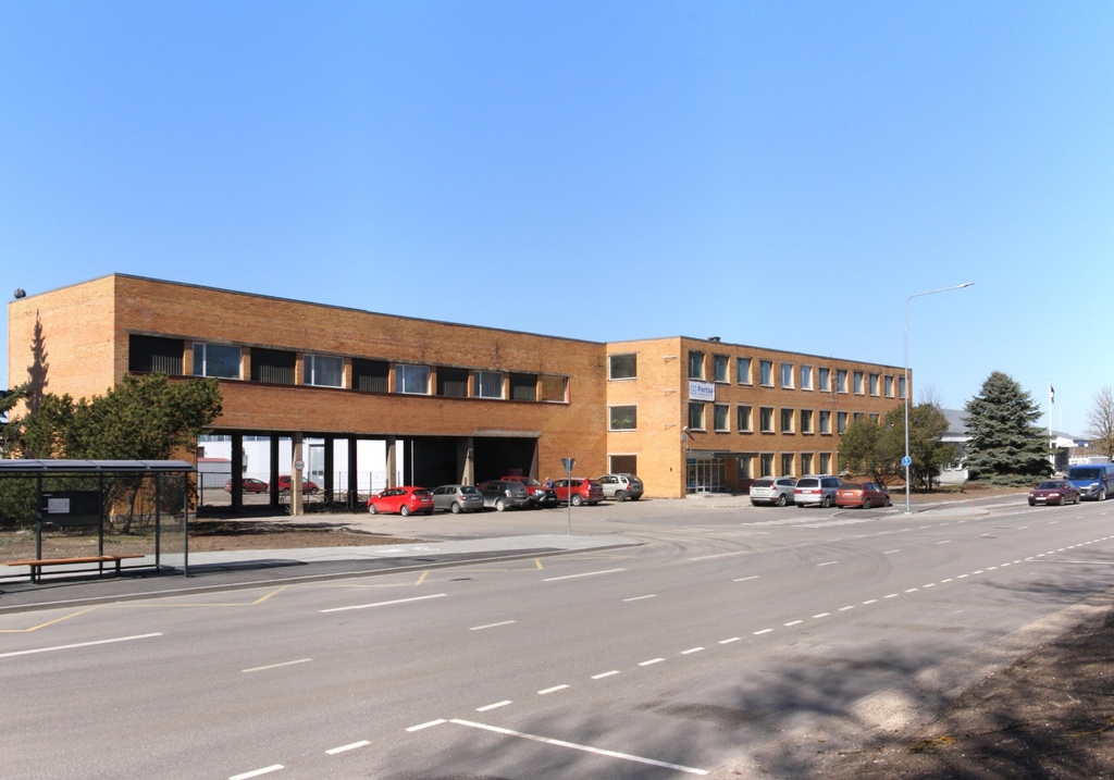 foto, Viljandi, Autobaas nr. 8, 1983, foto K. Kuusk rephoto