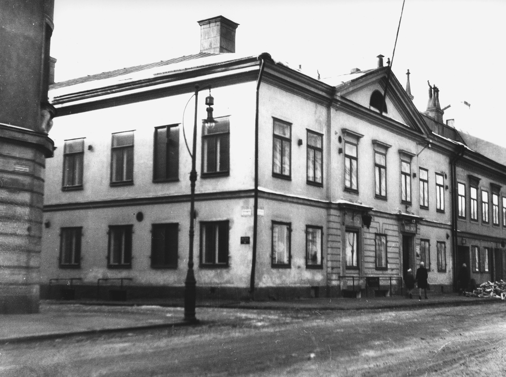 Aleksanterinkatu 12. Balderin talo