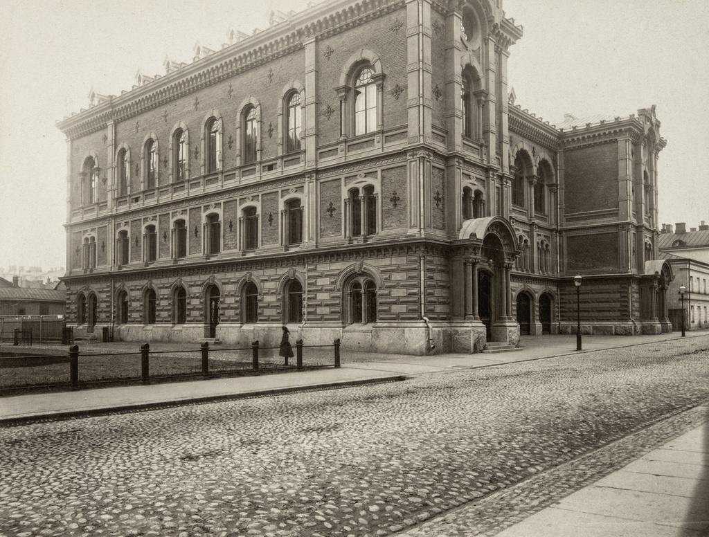 Hakasalmenkatu 3 (nykyinen Keskuskatu 7), VPK:n talo