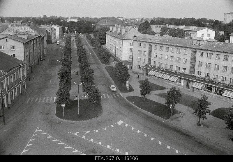 View V. I. Lenini nim. On the street in Valga.