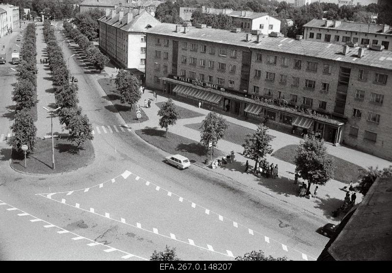 View V. I. Lenini nim. On the street in Valga.